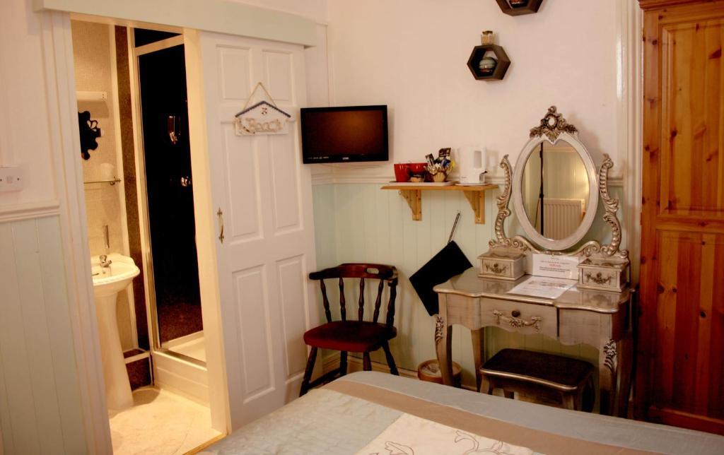 Devon View Guesthouse Суонзи Стая снимка